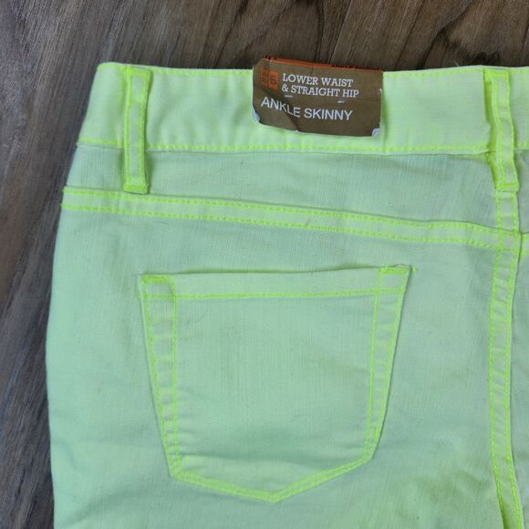 ☔️🔸️NWT Mossimo Neon Yellow Ankle Skinny Jeans Size 7 - Picture 10 of 12